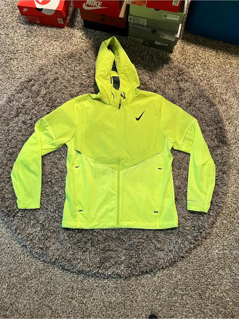 Nike Aeroswift Hoodie Volt